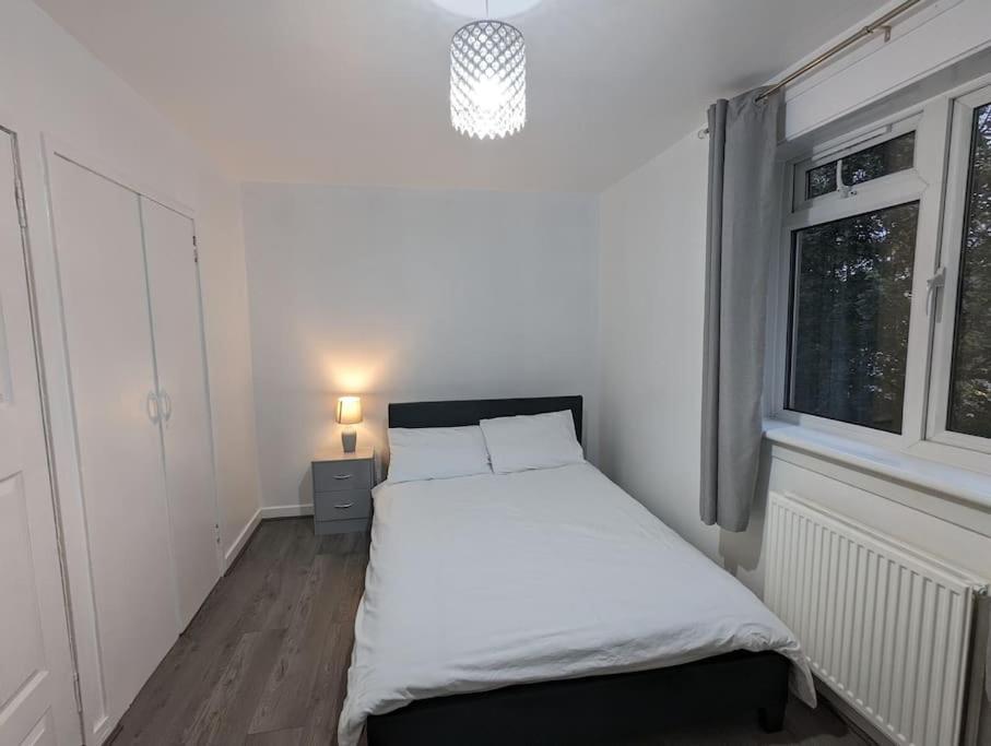 3 Bedroom Apartment Sleeps 8 EDI Exteriér fotografie